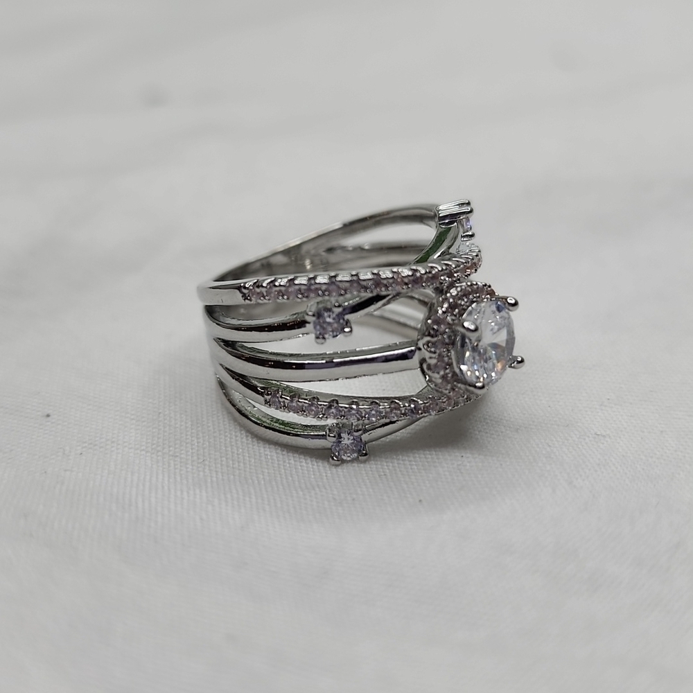 INFINITY DIAMOND RING🎄 - Picture 7 of 11